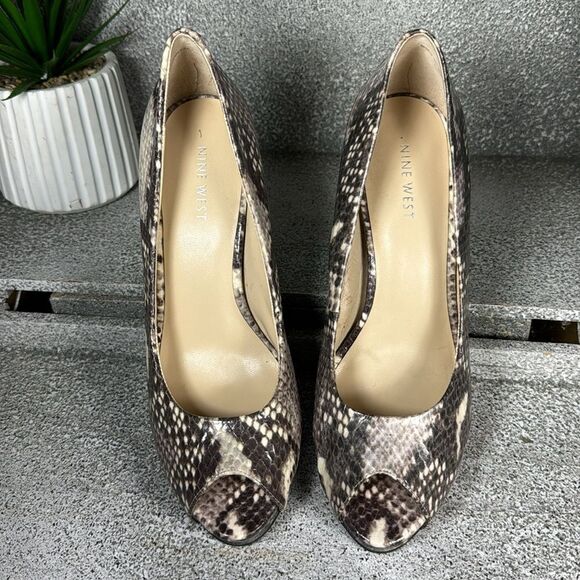 Nine West Snakeskin Peep Toed Stilettos Heels Size 8 - Picture 7 of 10